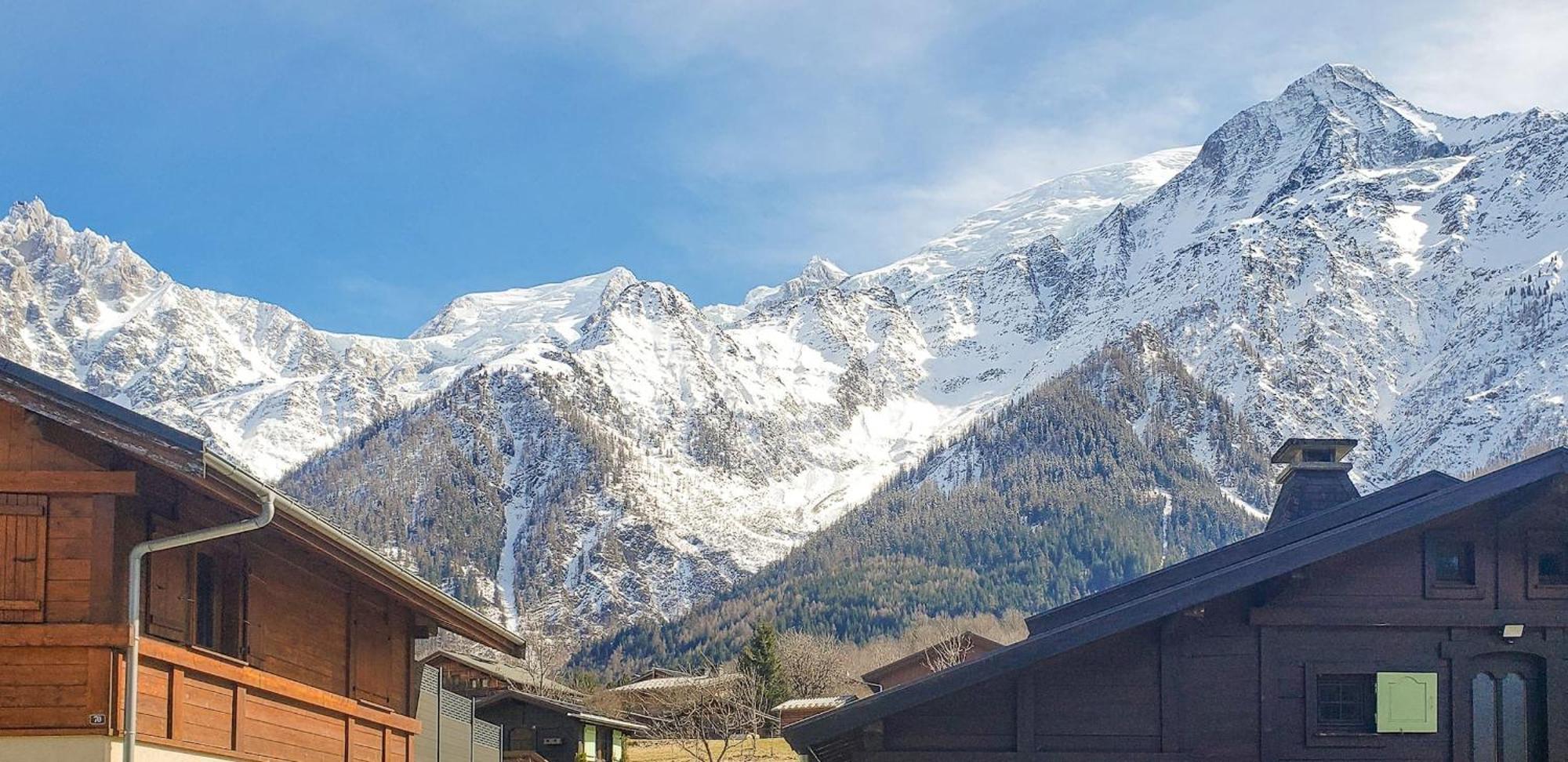 La Griaz - Chaleureux Et Cosy -Vue Sur Les Montagnes - Grand Balcon Apartment เลอุชส์ ภายนอก รูปภาพ